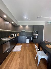 6 Charleston Heathwood kitchen