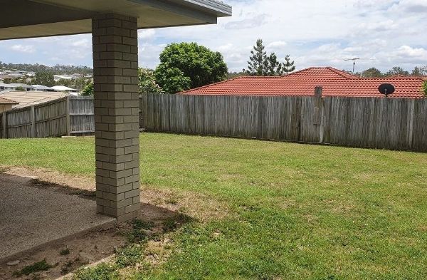 Oakvale Backyard
