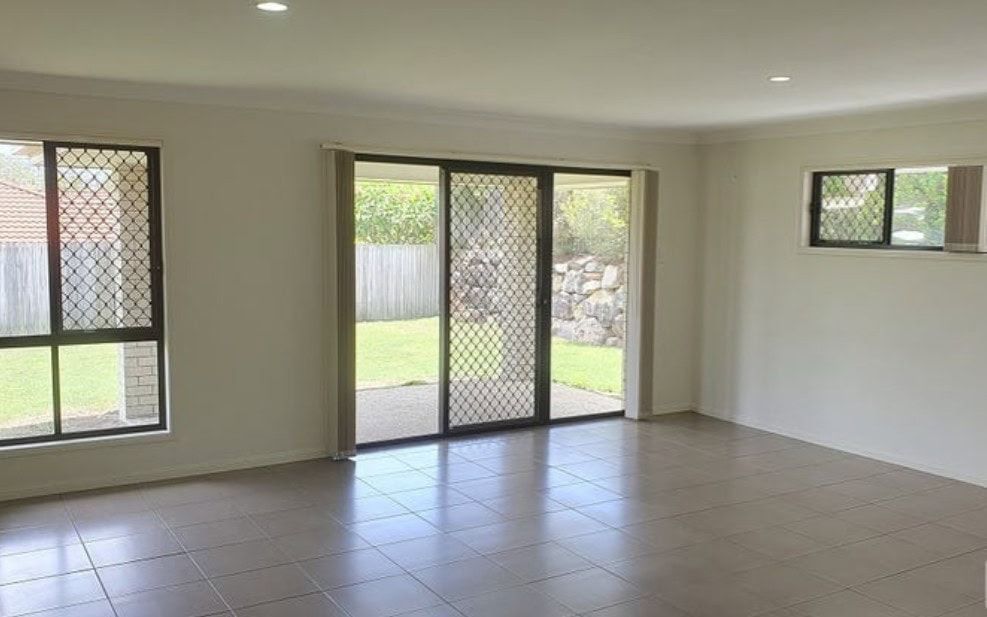 Oakvale Lounge   Copy