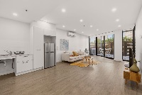 104 480 Albion St_02_web.jpg