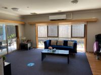 Royal Lounge