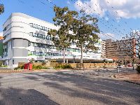 Seaton   The Queen Elizabeth Hospital HR No Logo