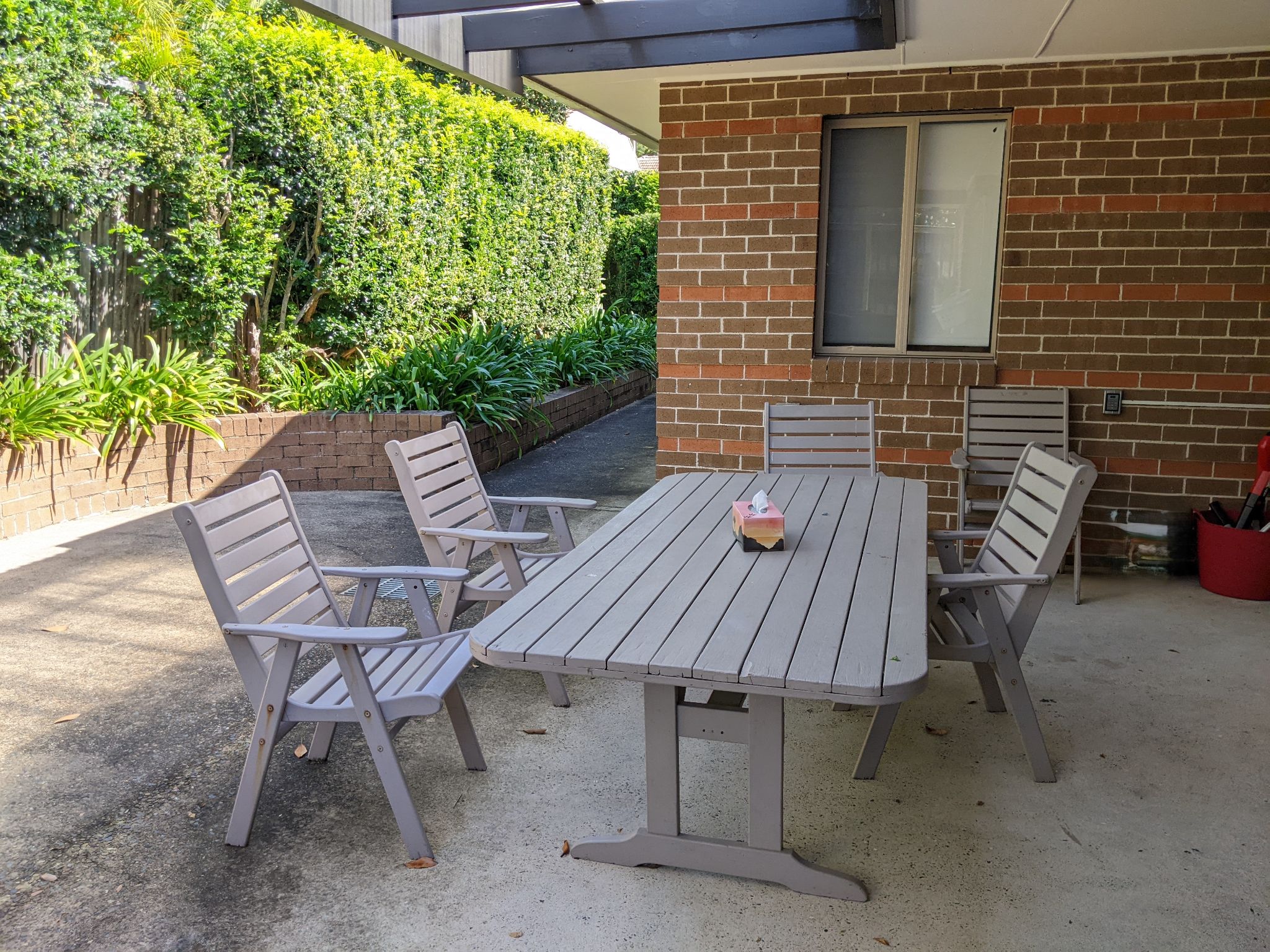 PXL 20250411_015102945a