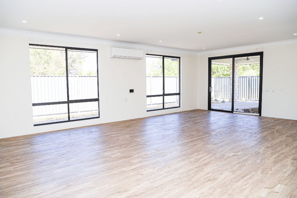 Banyard Avenue  Kelmscott (8)