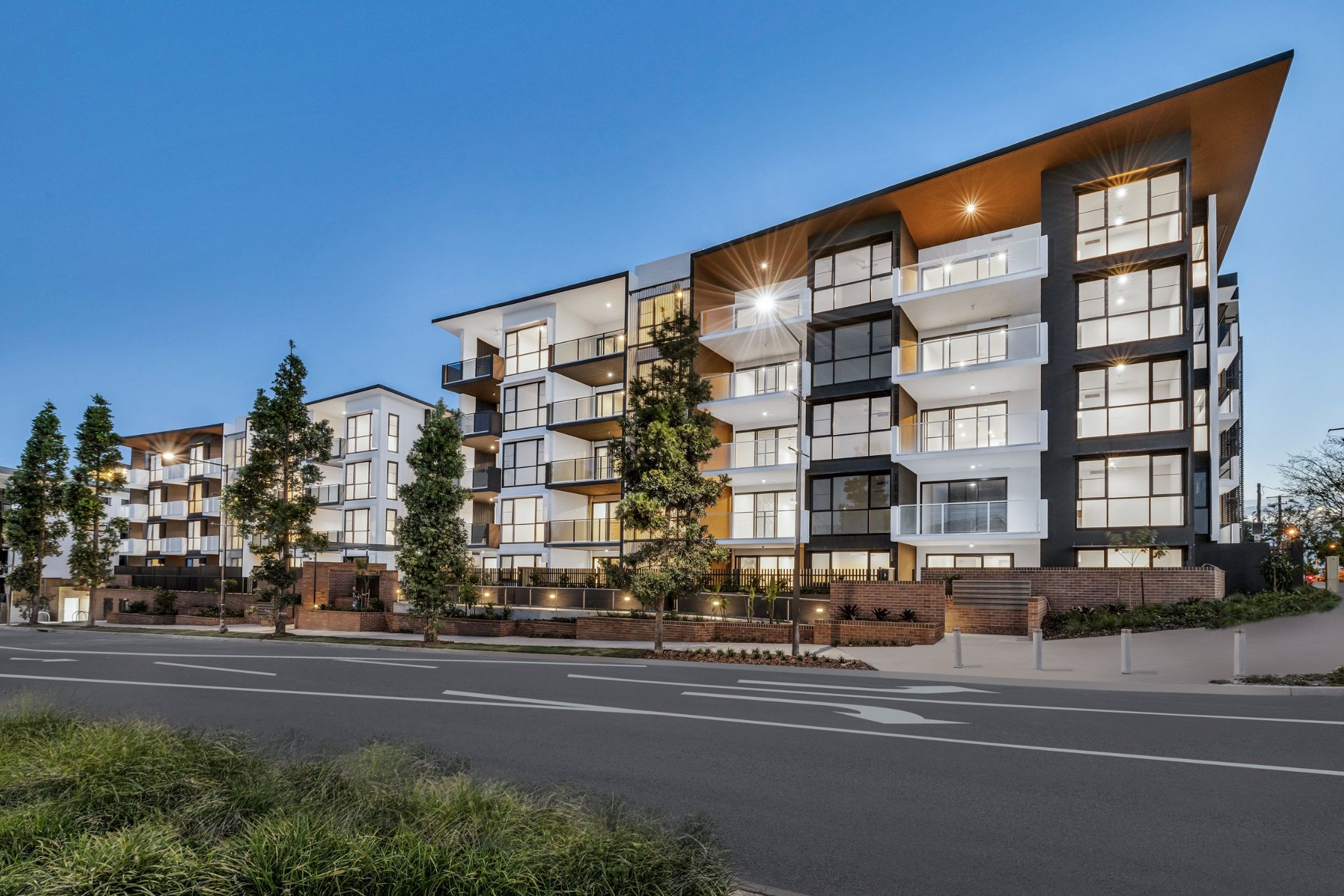 S O SL Dutton Park