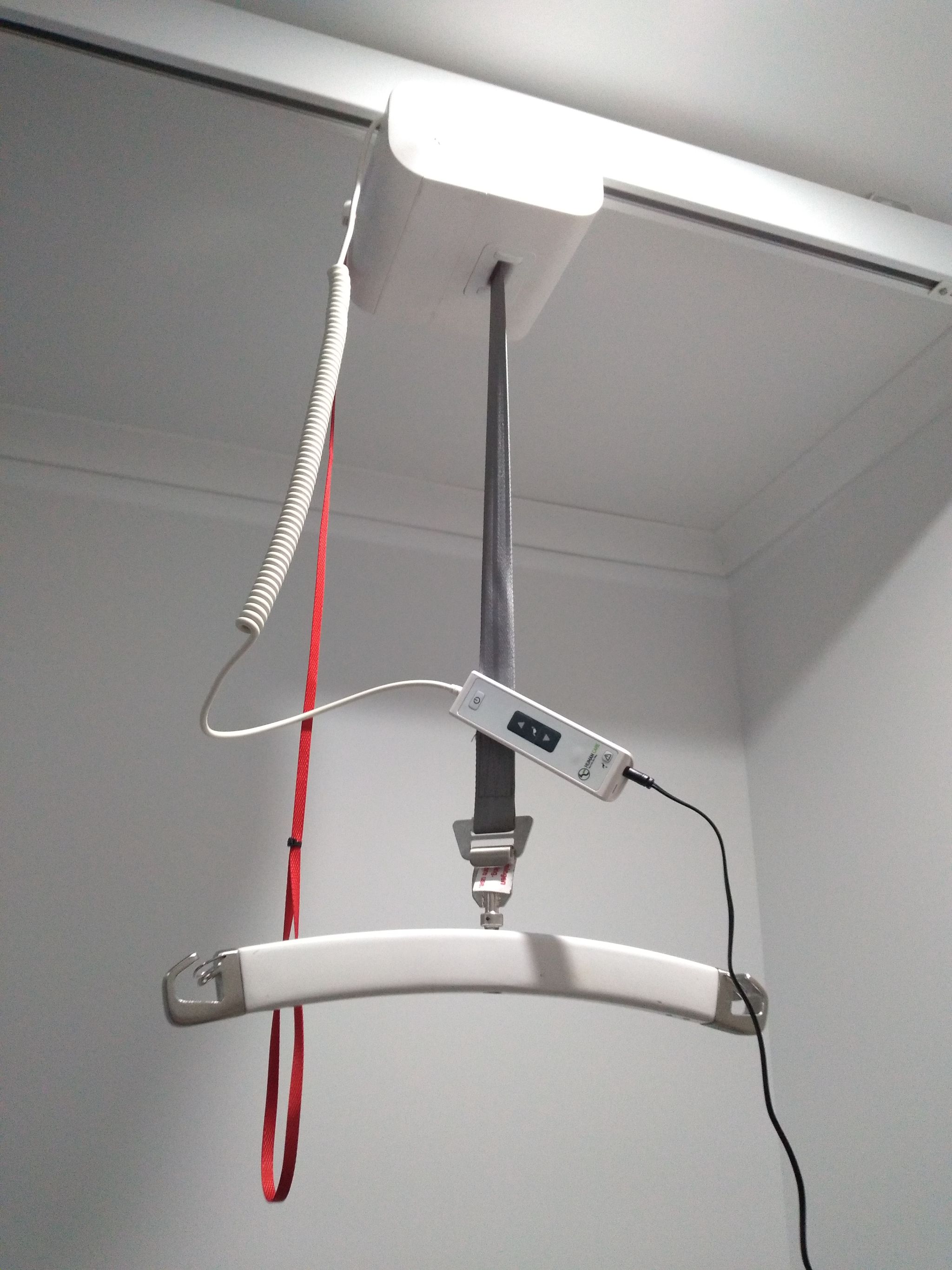 Adrian home hoist