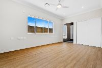 7539AUR  PROFESSIONAL PHOTO - LOW RES 5) 20250919113733108