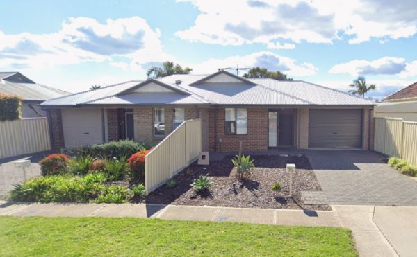 Seaton 1   2 Street Frontage - Resized