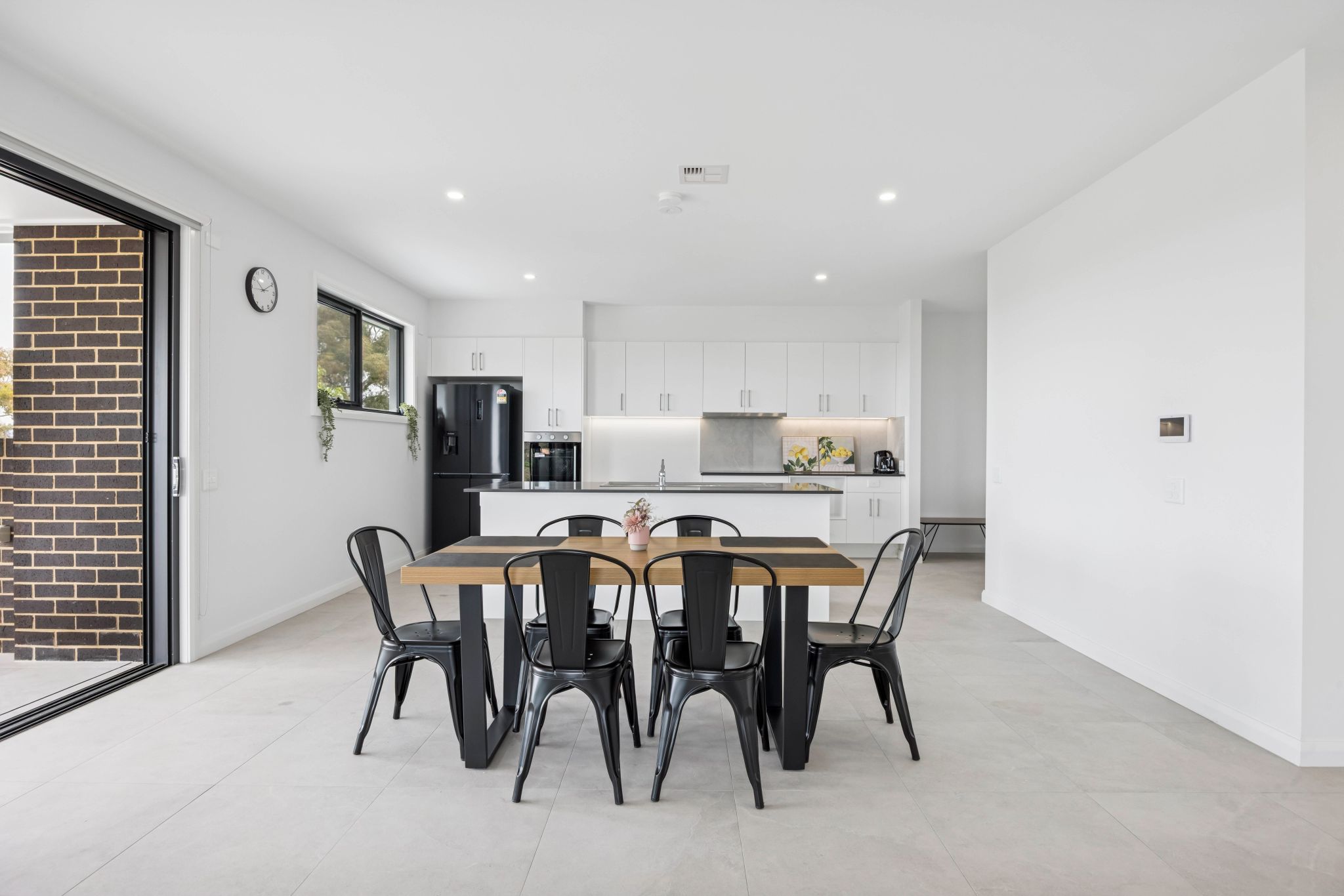 28 print-49-Bainton-Cres-28