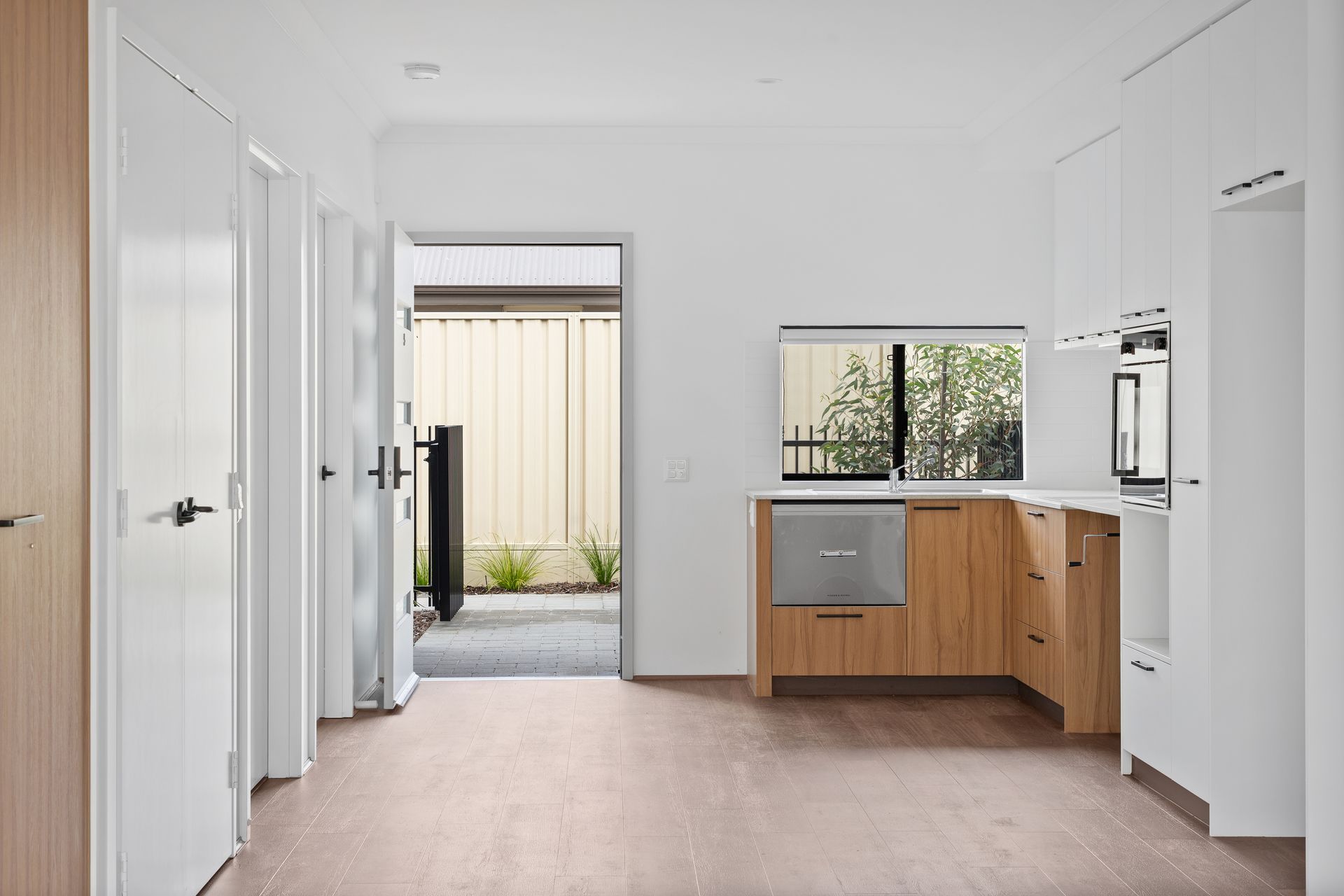 web 25 May Street, Gosnells 05