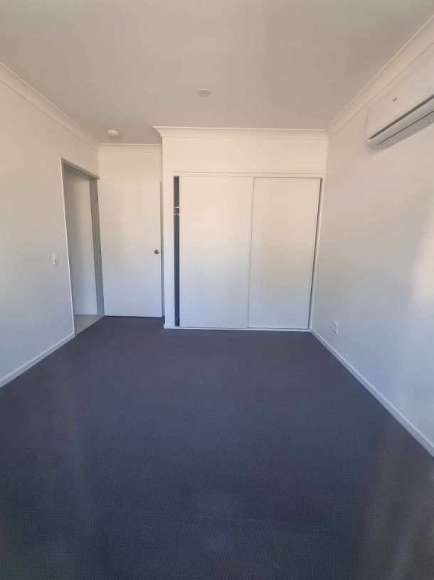 Farmer Drive Bedroom