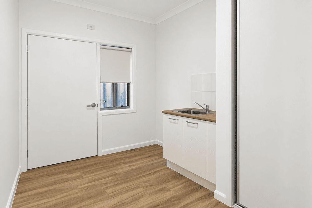 06 utility-kitchenette