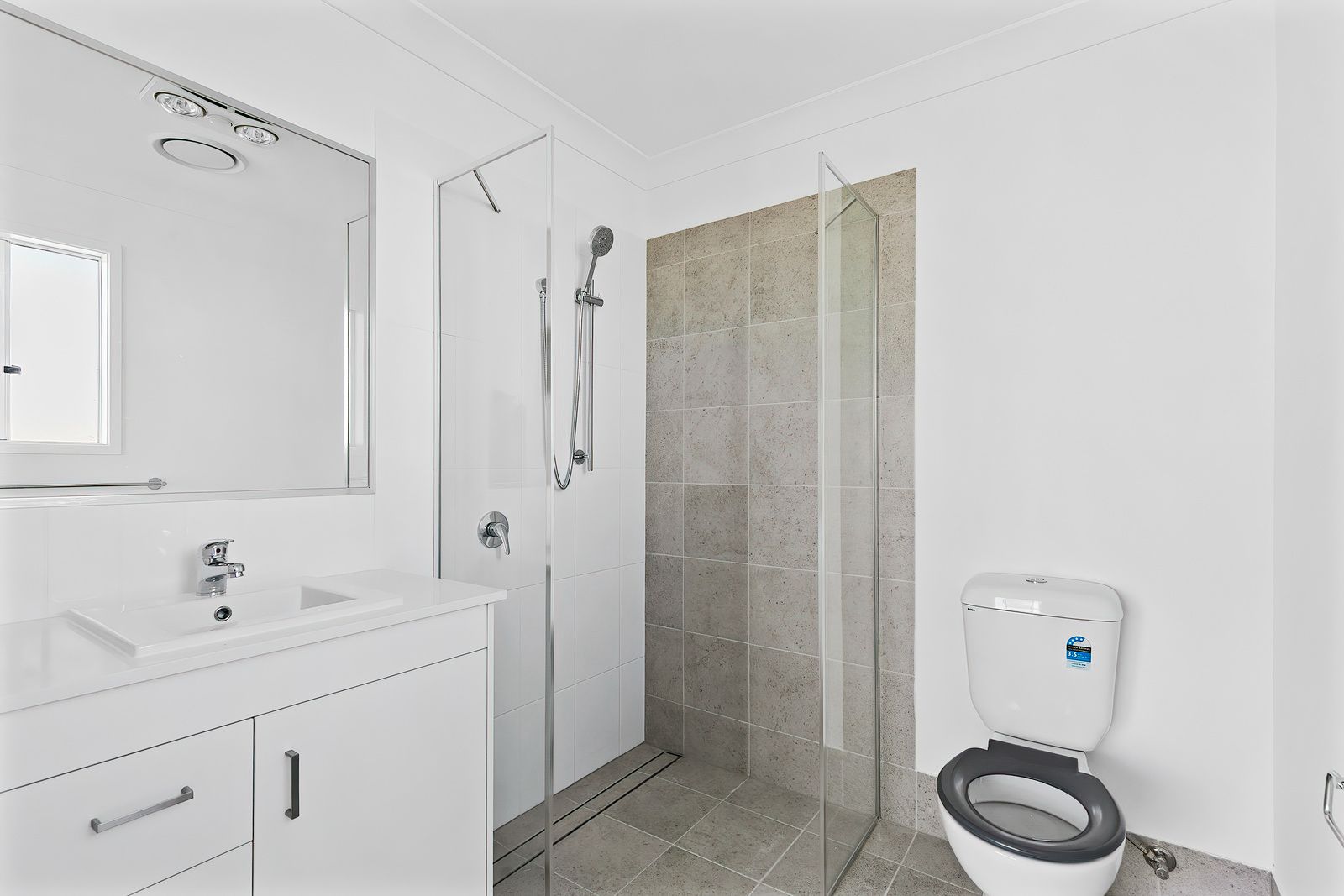 013 Open2view_ID953882-19_Ibis_Court