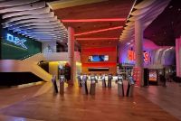 hoyts cinema-chadstone