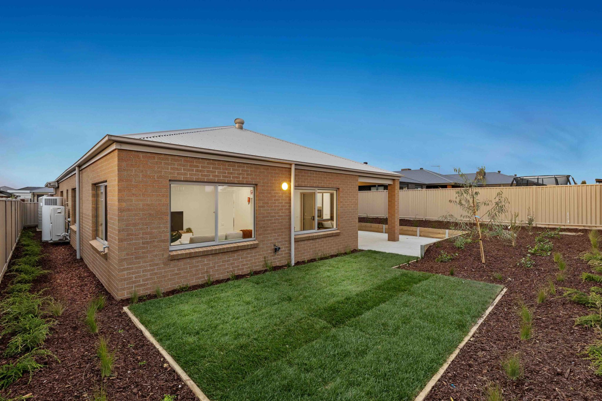 Dove   Backyard 2 LR No Logo