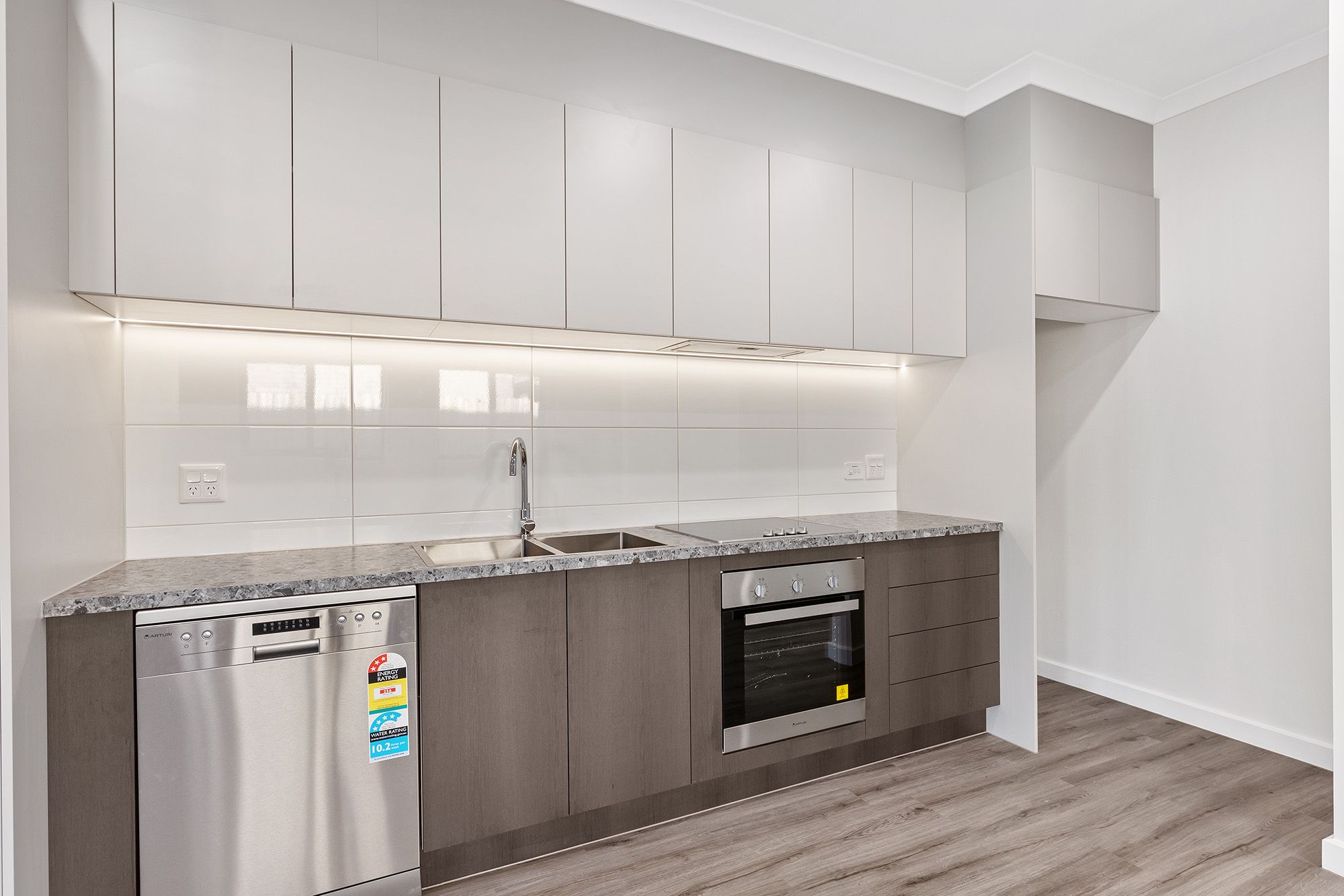 Rogers   Unit 4 Kitchen 2 LR No Logo