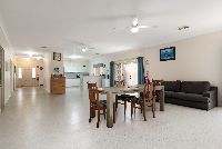 Albert Park   75 Selth Street - 06