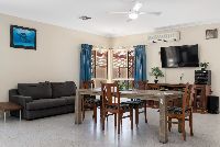 Albert Park   75 Selth Street - 04