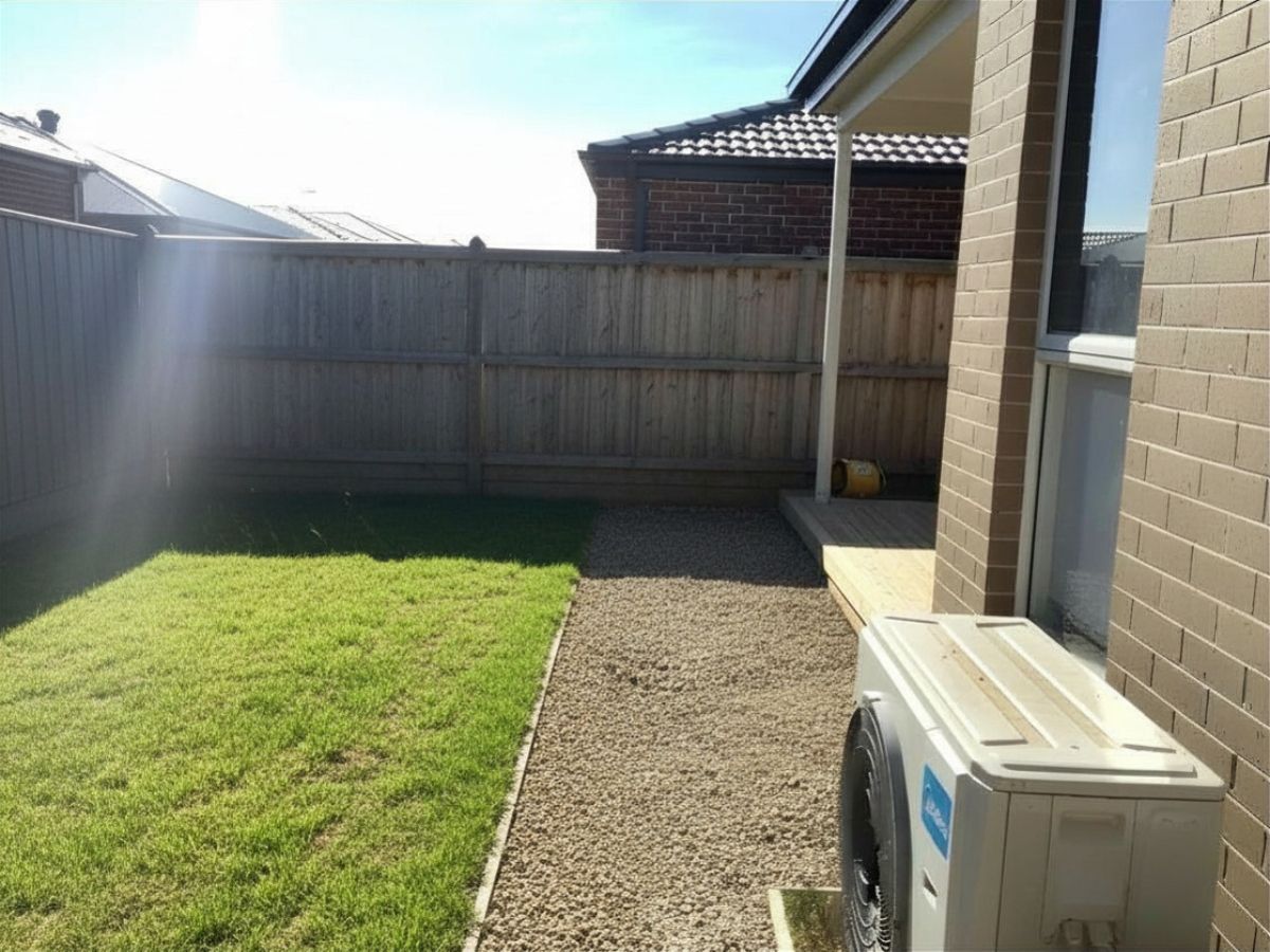 Weir Views69 backyard