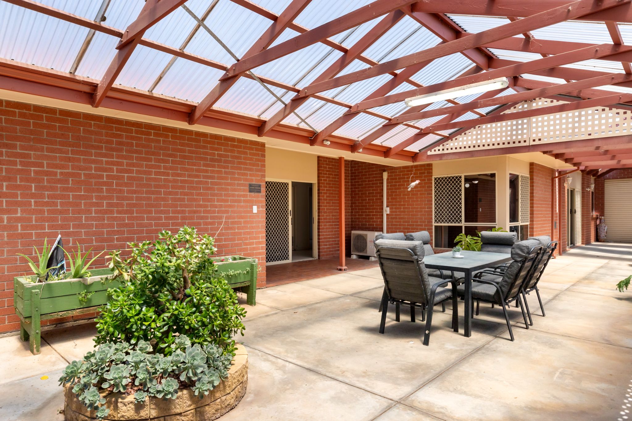 Albert Park   75 Selth Street - 17