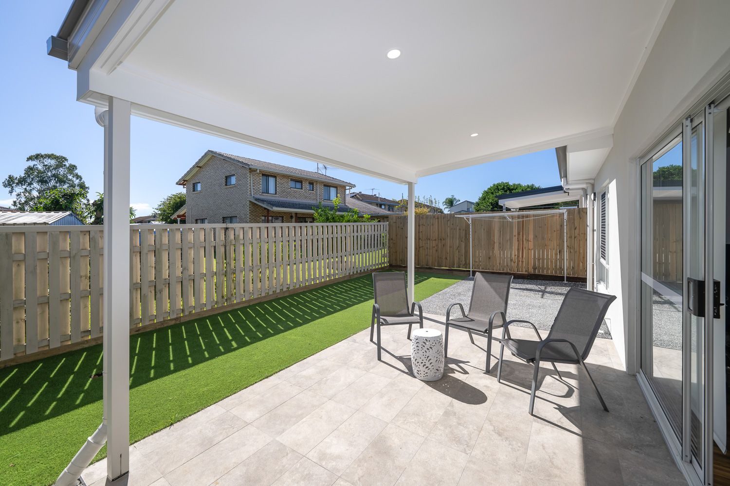 P198 alfresco