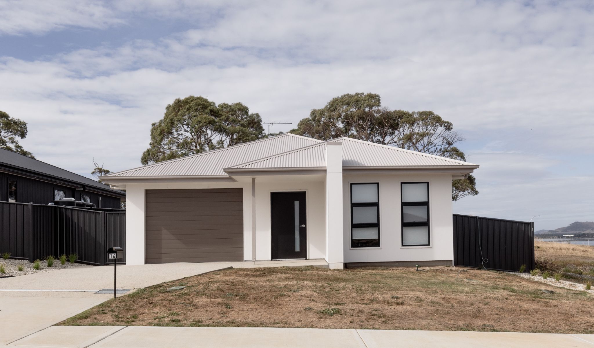 Front Hero Shot   16 (2)