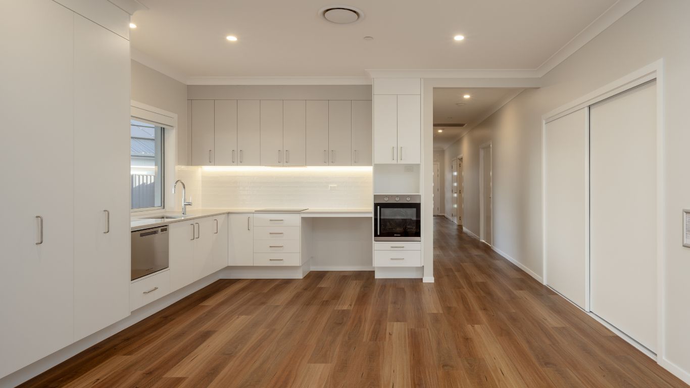 698aab2afa7837c40fa05963 Kitchen & Hall