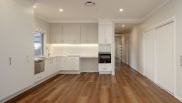 698aab2afa7837c40fa05963 Kitchen & Hall
