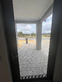 14Kapella frontdooroutside-01