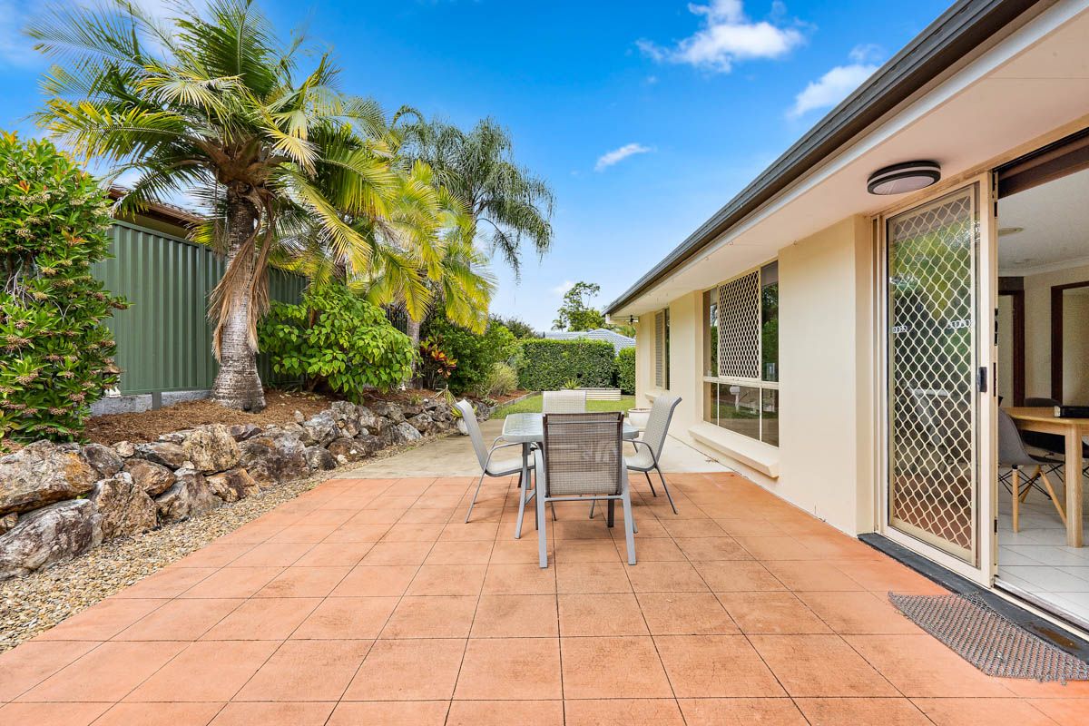 4 Whitehead Dr  Burleigh Waters-027