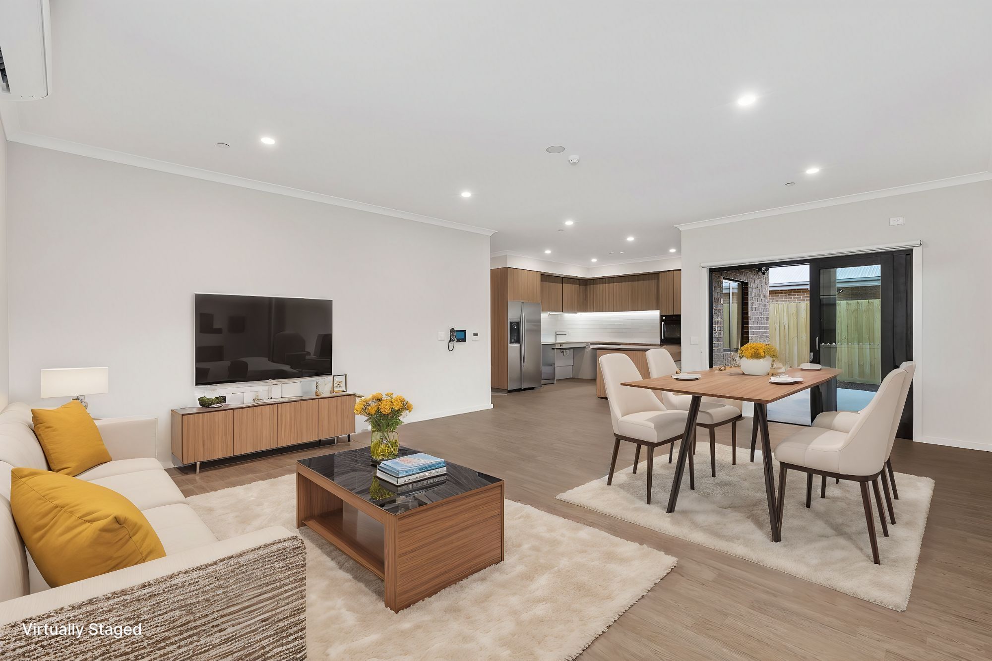 Jillian 9)-Living-Dining-Kitchen-Alfresco-2-LR-No-Logo