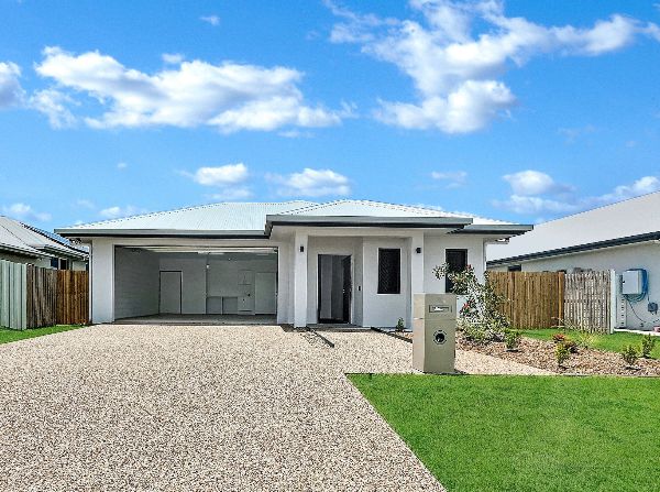 Facade Pasco_Drive copy