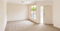 3 39 Golf Road photo 4