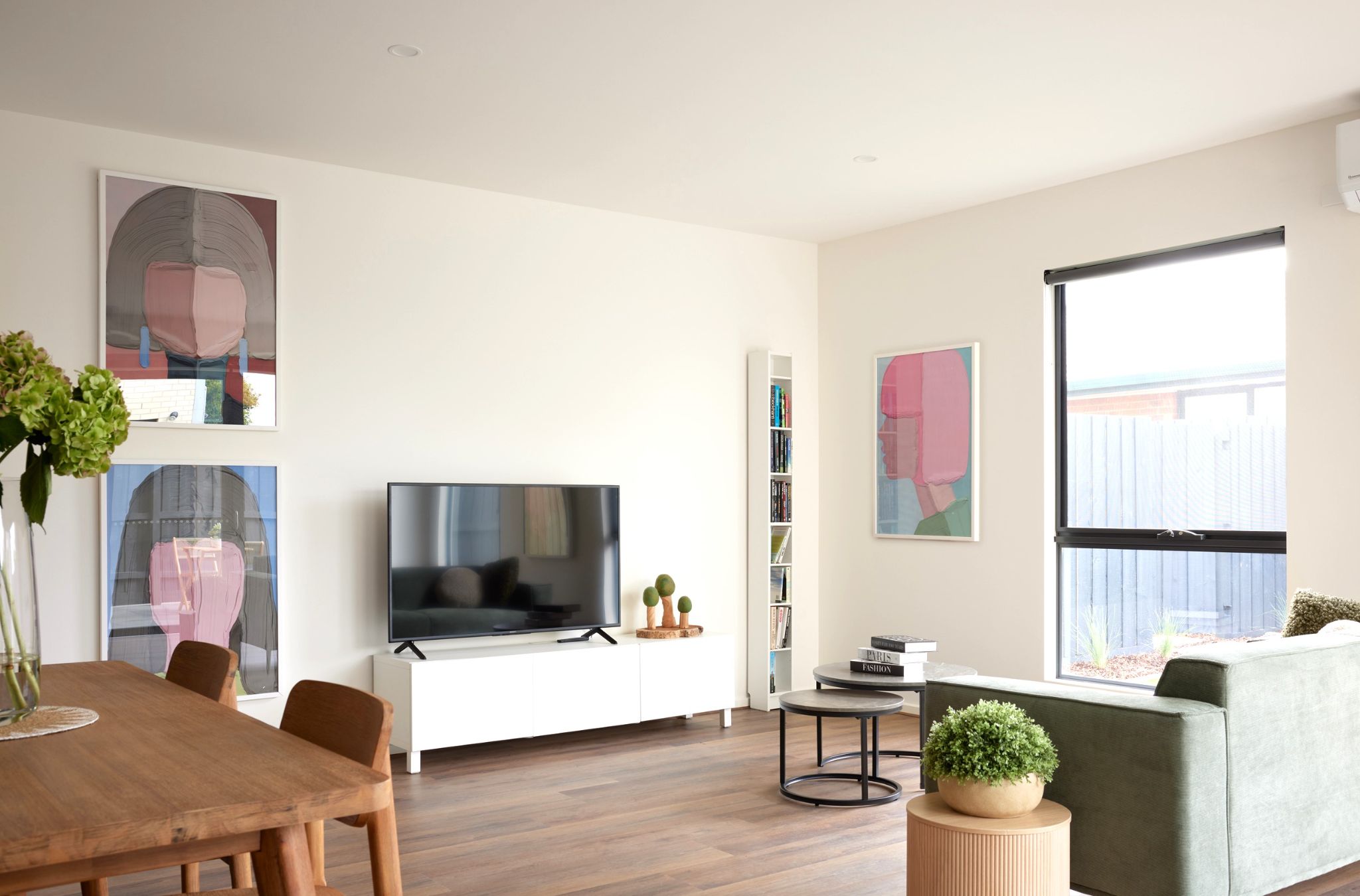 240415 Speck_Hastings_Sitting room