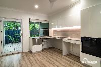 DSC 2337-Enhanced-NR_edited_Small SIze Logo