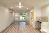 DSC 2338-Enhanced-NR_Small SIze Logo