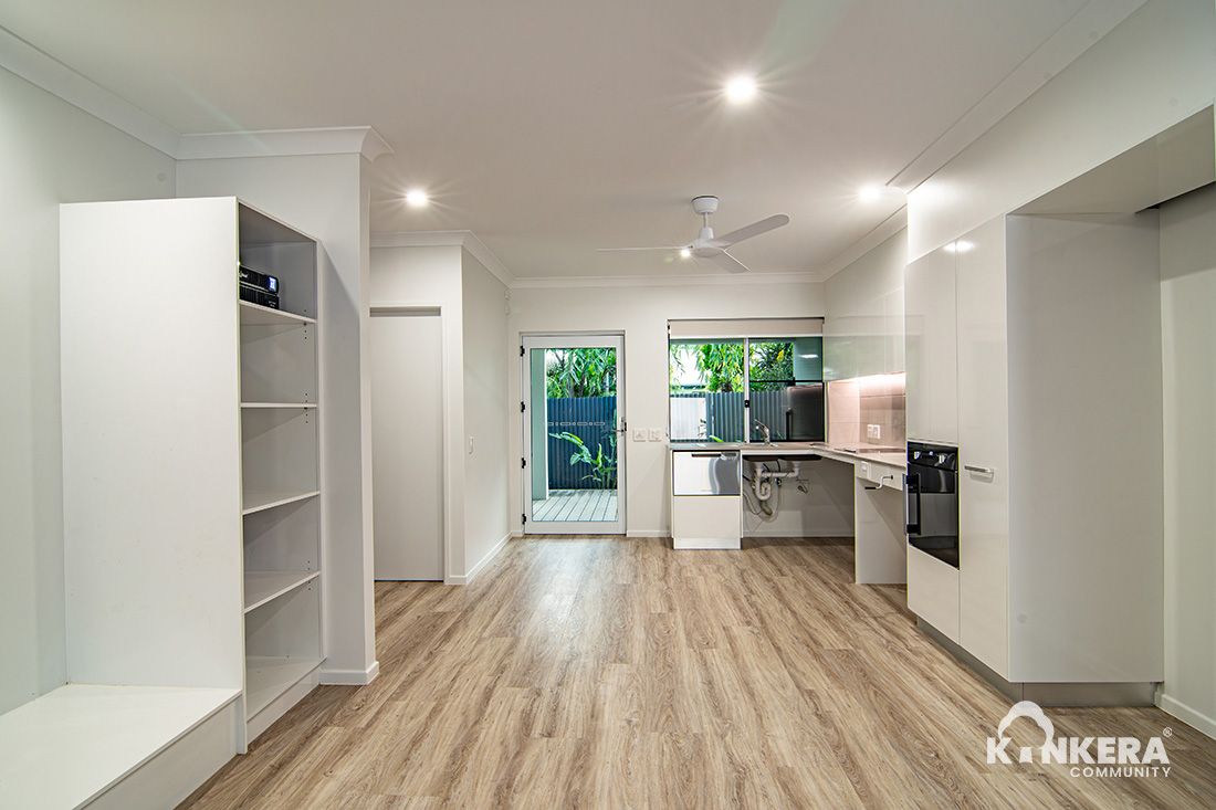 DSC 2336-Enhanced-NR_edited_Small SIze Logo