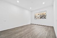 online image-compressor_008_Open2view_ID1016359-15A_Besley_Street
