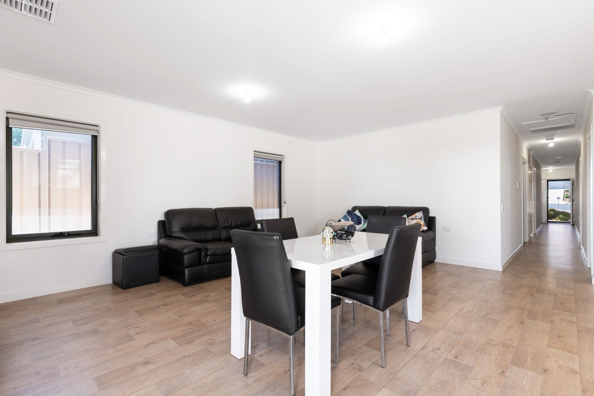 Northfield   32a Jolly Avenue - 04