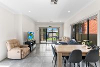 rweqnmhu5kwiu4wyms1q  1)