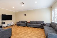 AA Jeremie Moroney_24