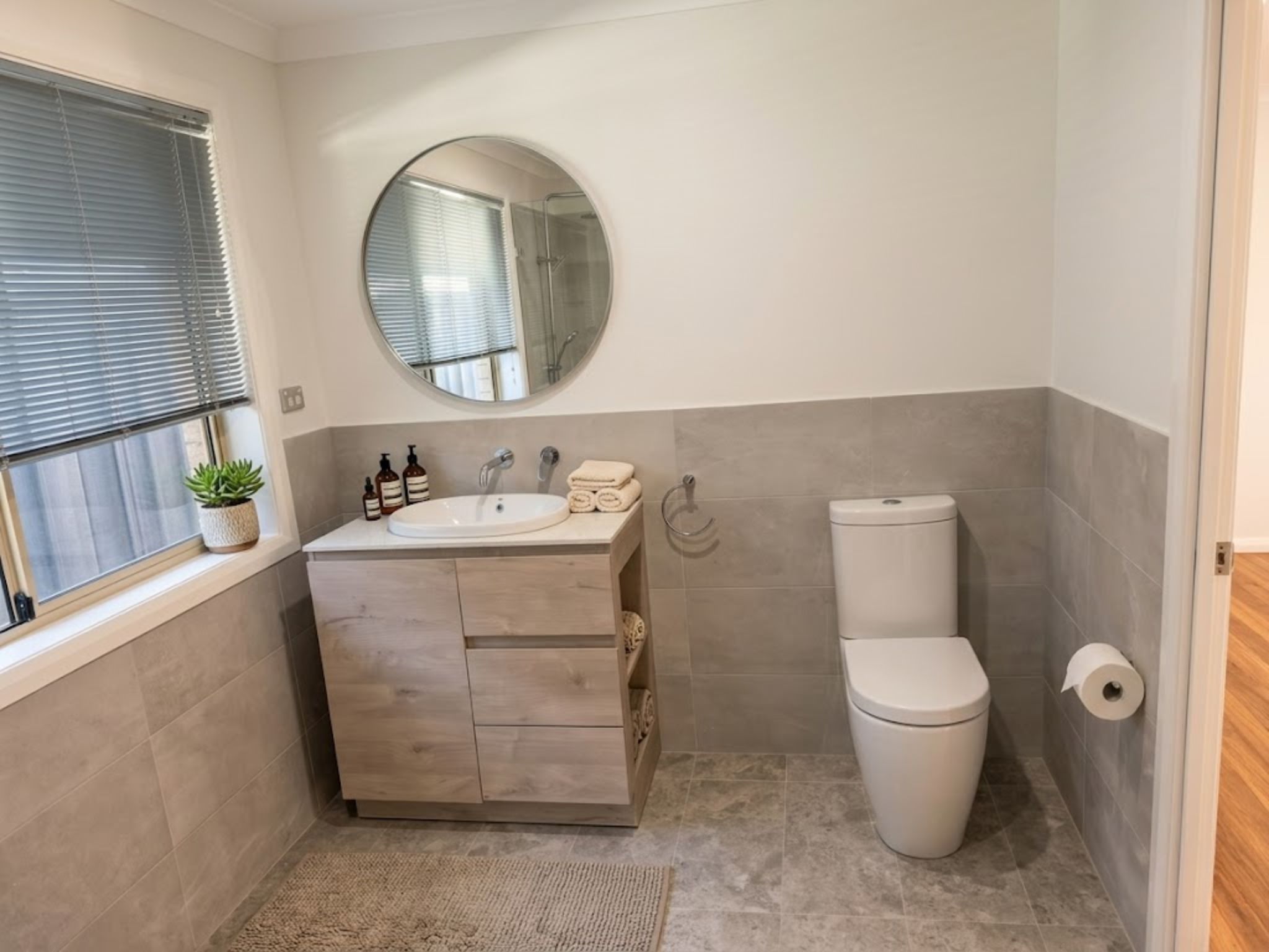 mount Annan post refurbishment bathroom 2