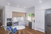 P198 Kitchen 3