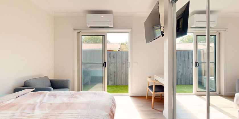 5  Ensuite (Courtyard)