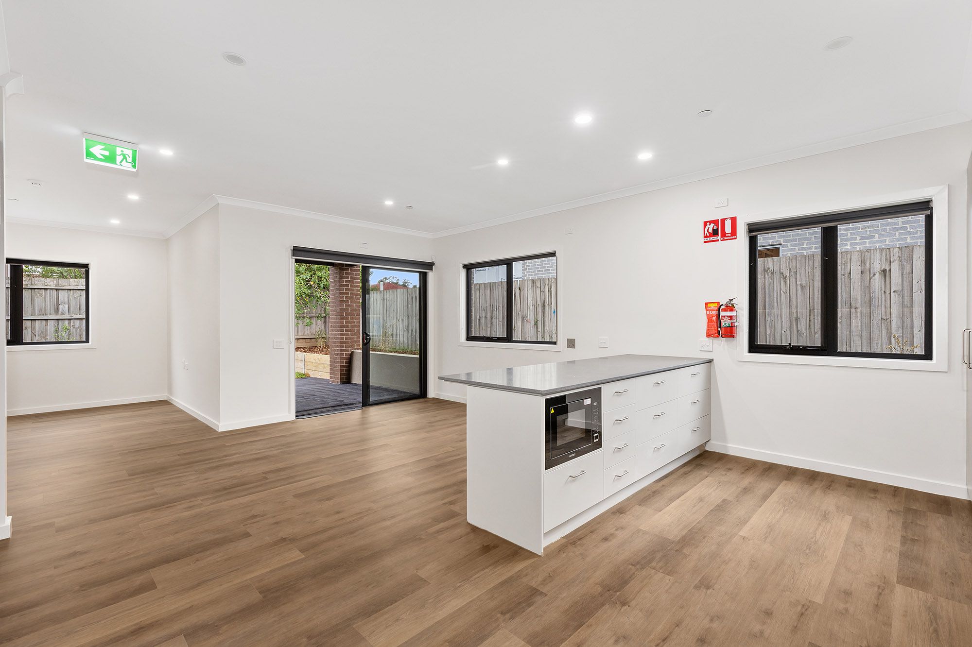 Bellbrae   Kitchen Living Dining Alfresco 1 LR No Logo