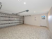 012 Open2view_ID956655-31_Pillar_Street[1]