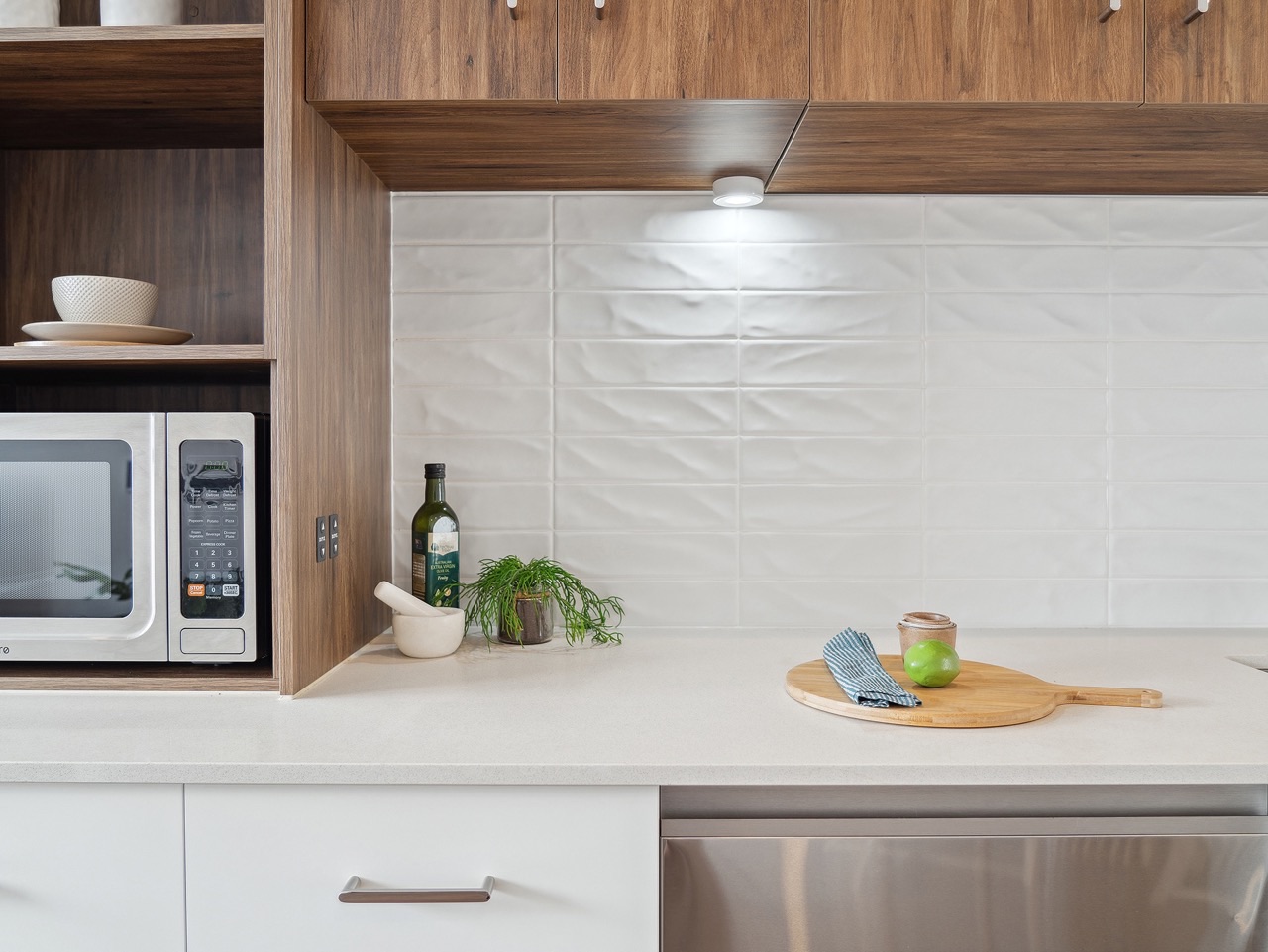 Detail Shot 3 Large   kitchen