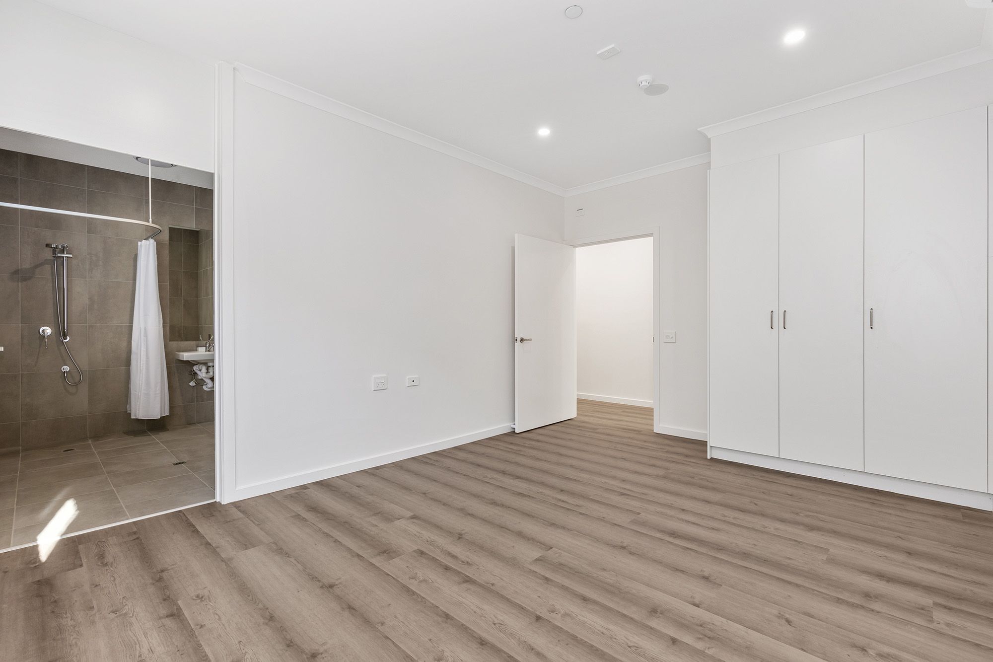 Bankside   Bedroom into Ensuite and Entrance 3 LR No Logo