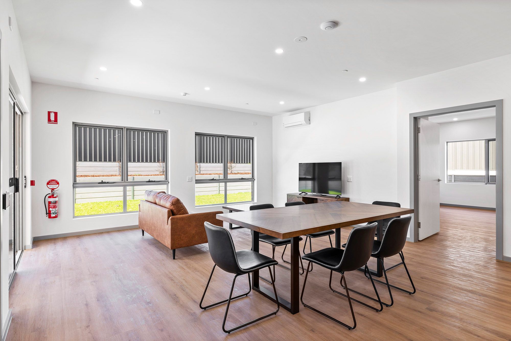 Oslo   Dining Living LR No Logo