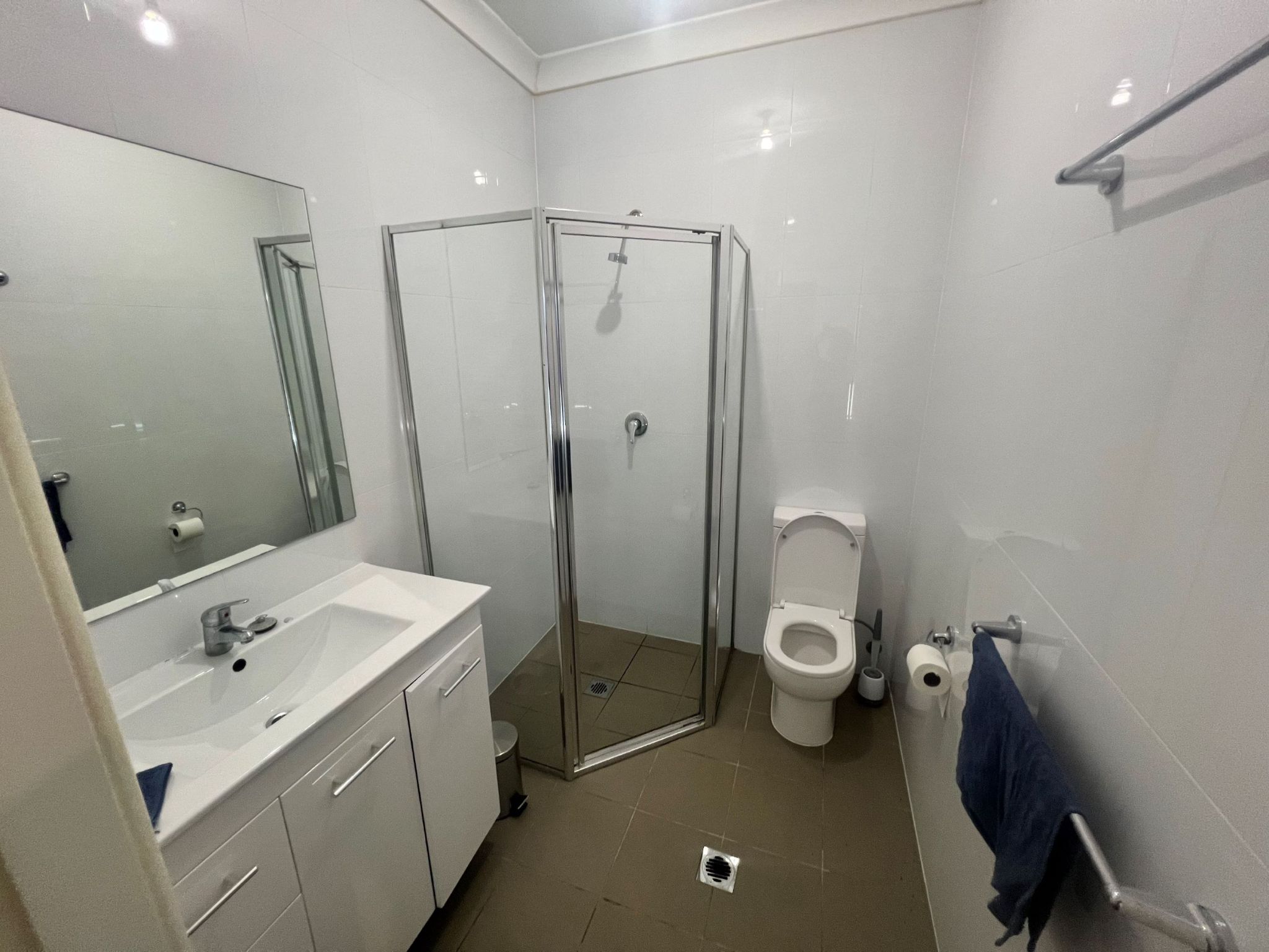 Ensuite bath